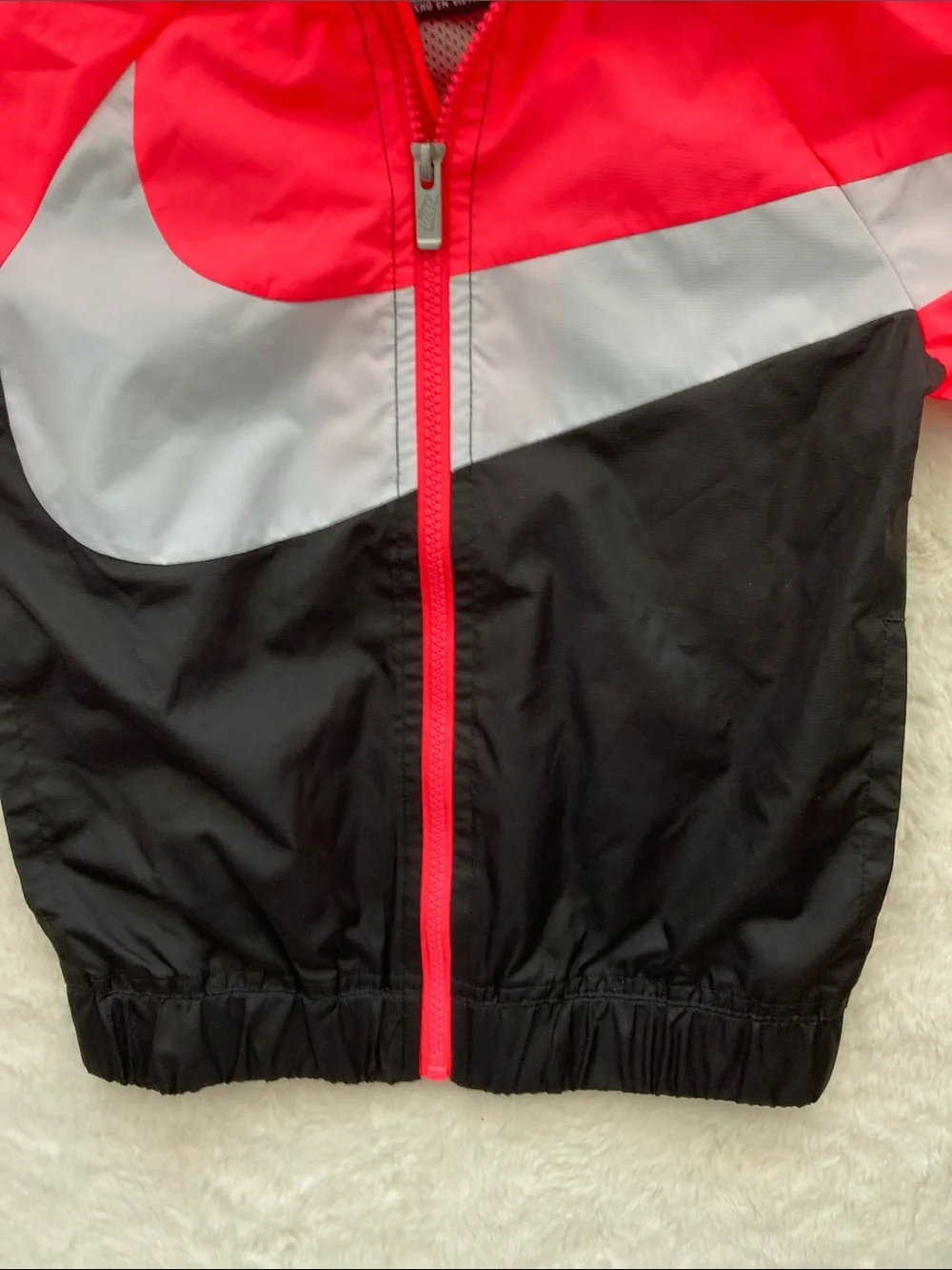 SALE! 50% Off Nike Kids' Pink and Black Hooded Windbreaker Jacket Size M (5-6)